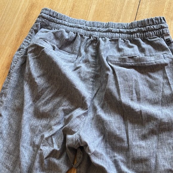 MEC Women’s Hemp Capri Pants - Picture 2 of 10